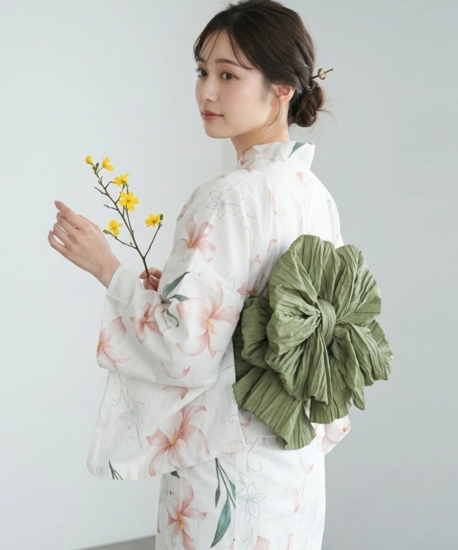 Yukata Tradicional, Kimono de  - Ethnic Clothing & Online Fashion Store Khaadi Us reseña y precio
